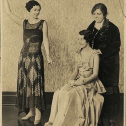 Rhoda Felgate (standing R) in The Laughing Lady, 1932.